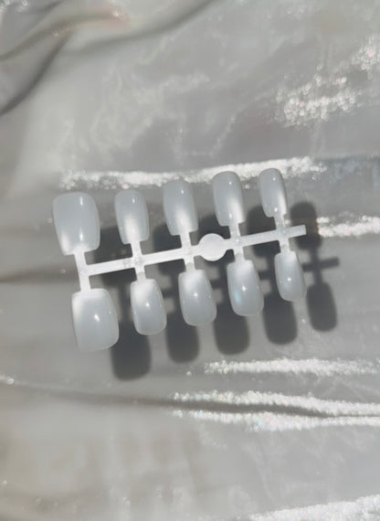 N14🥛 White Glass Bead Cat's Eye Aurora Press-On Nails + 24pcs Glue Stickers & Tool Kit