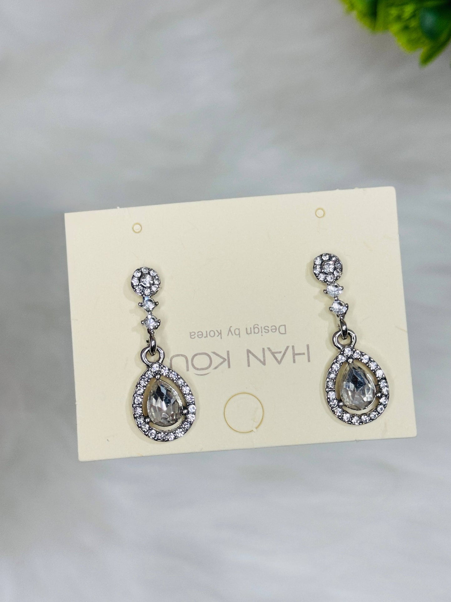 Earring Set 20 – Crystal Glow ✨