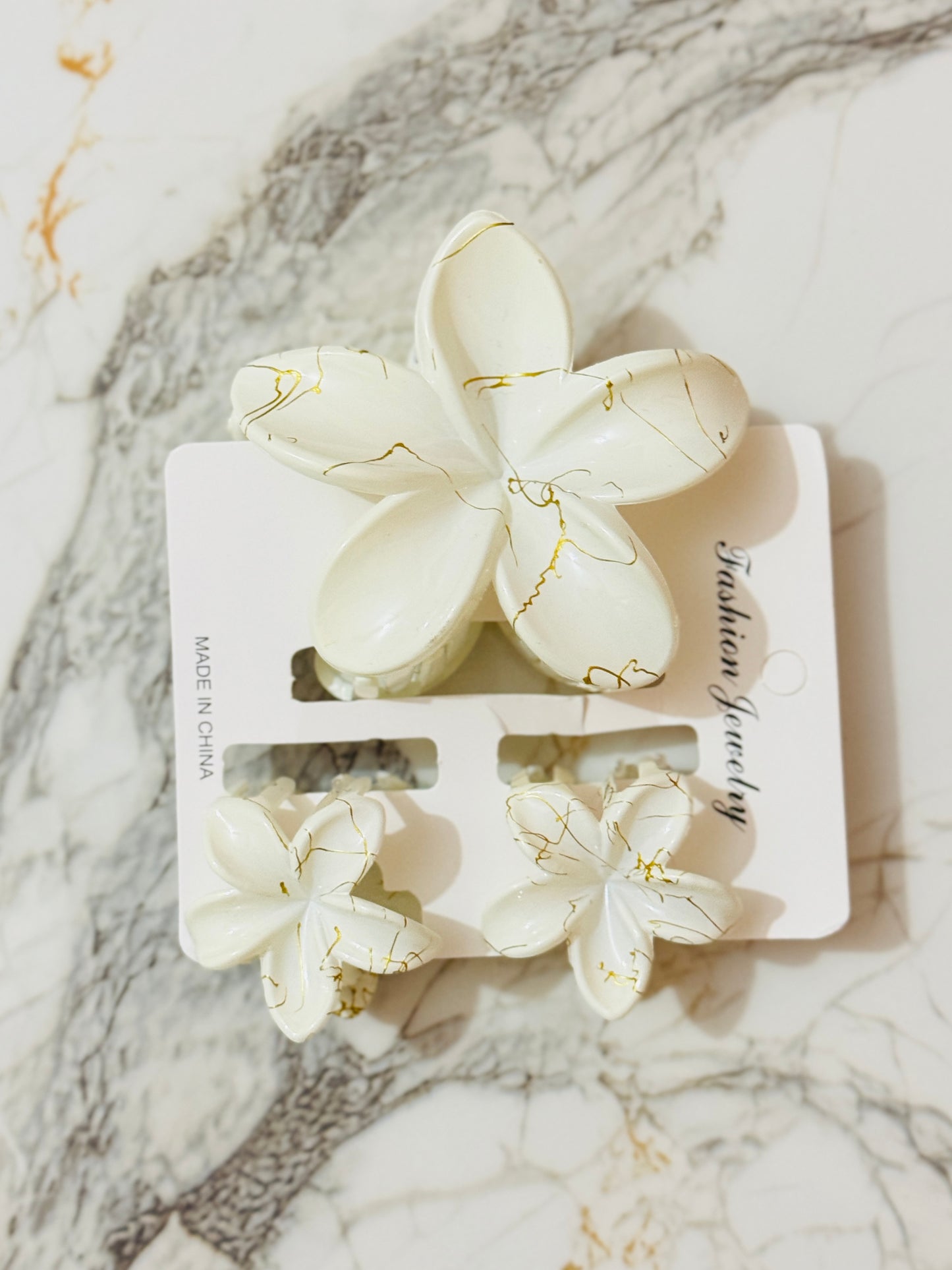 White Flower Hair Clip Set Gold