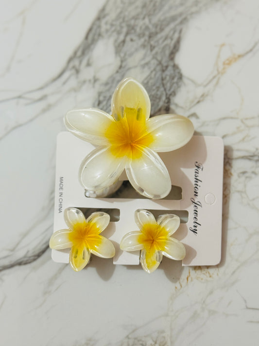 White & Yellow Flower Hair Clip Set