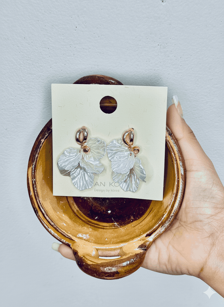 Earring Set 1 – Blooming Beauty 🌺