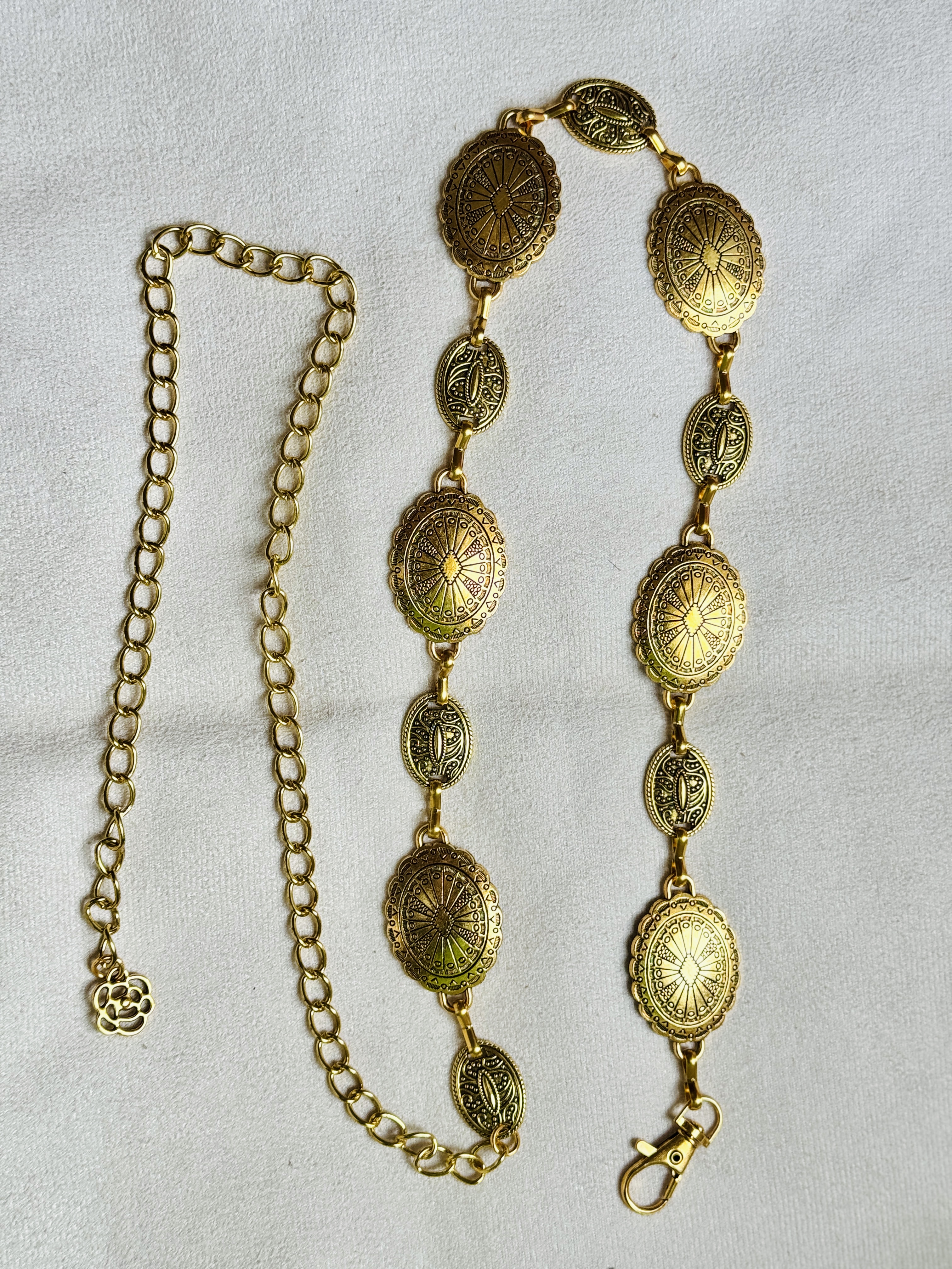 WC6: Pinteresty Golden Blocks Waist Chain 💫